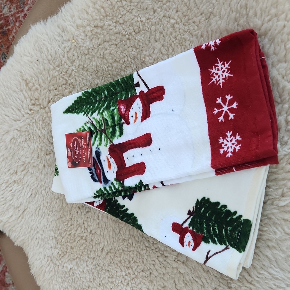 NWT Set Of 2 St. Nicholas Square Snowman Kitchen Towels ♥️⛄️🖤🎁